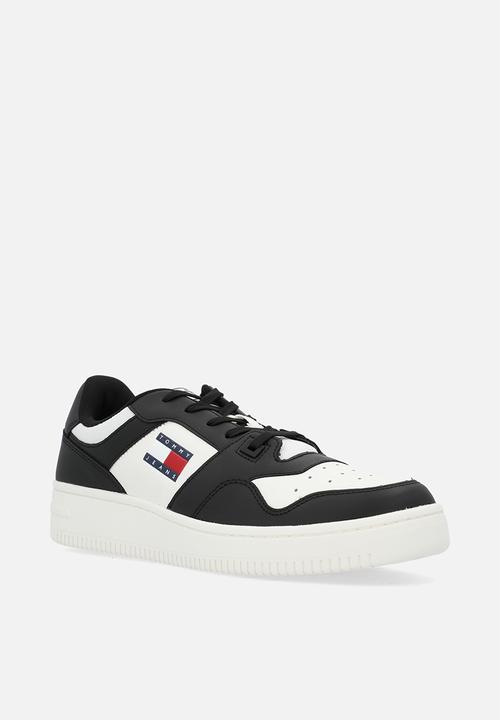 Tommy Hilfiger - Tjm retro basket ess - black & white 