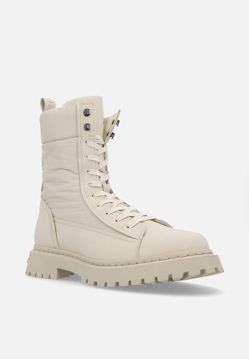 Tommy Hilfiger - Tjm military boot lace up - cream 