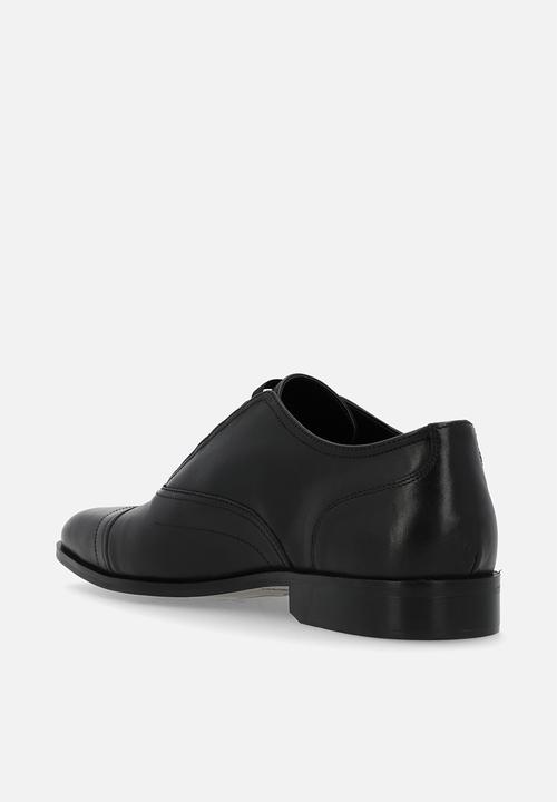Roberto Morino - MAURITZIO - Black