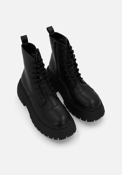Call It Spring - Chanelle lace up boot - black