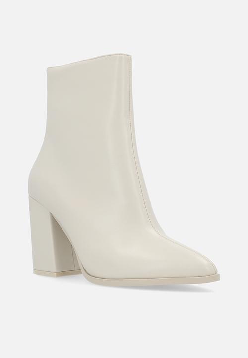 Call It Spring - France ankle boot - ice