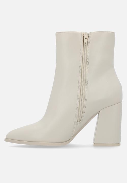 Call It Spring - France ankle boot - ice