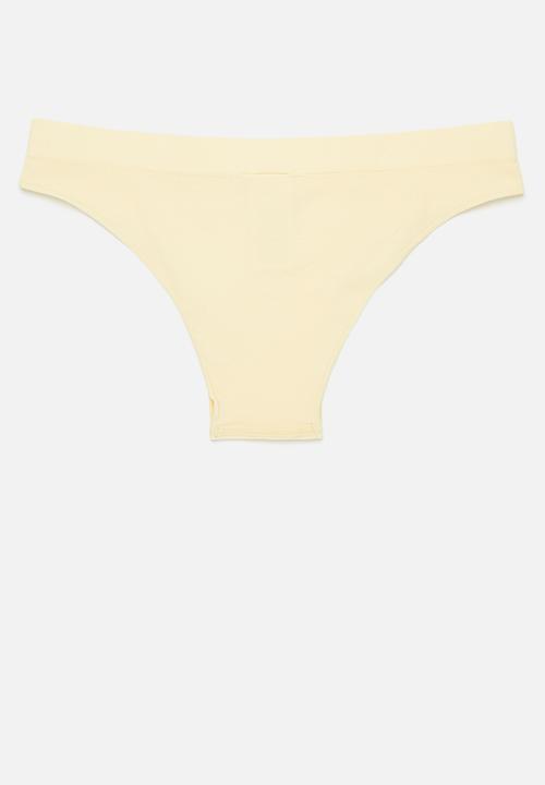 Cotton On - Seamless Hipster Cheeky Brief - Panna Cotta