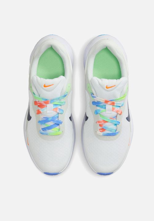 Nike - Nike Revolution 7 - White/Midnight Navy-Photon Dust