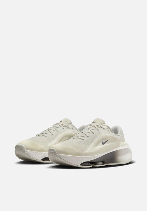 Nike - Nike Versair