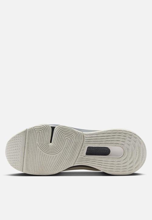 Nike - Nike Versair
