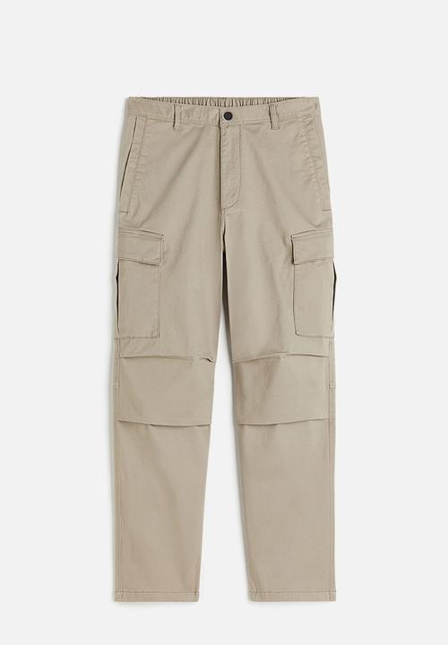H&M - Regular fit cargo trousers - beige