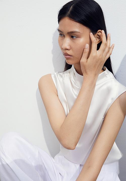 H&M - Draped satin blouse - white