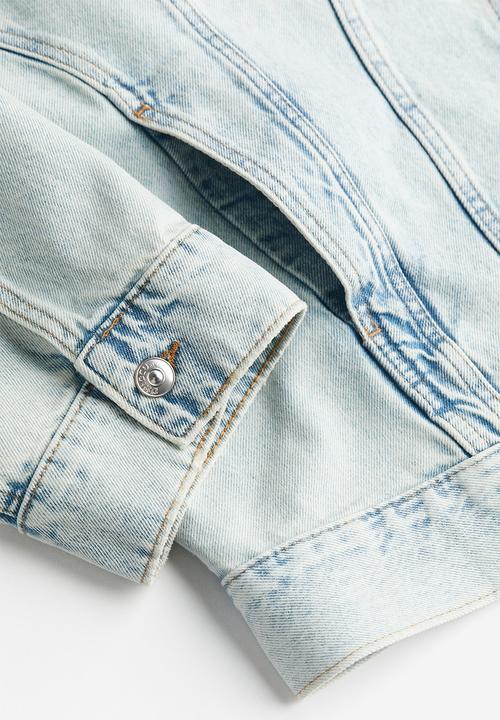 H&M - Oversized denim jacket - light denim blue 