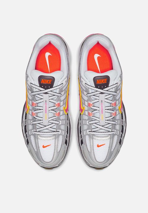 Nike - Nike P-6000