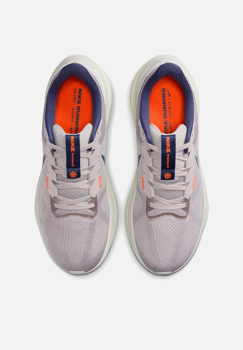 Nike - Nike Structure 25