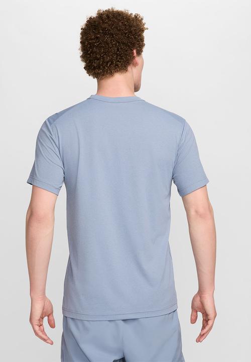 Nike - Dri-FIT Hyverse Training T-Shirt - Ashen Slate