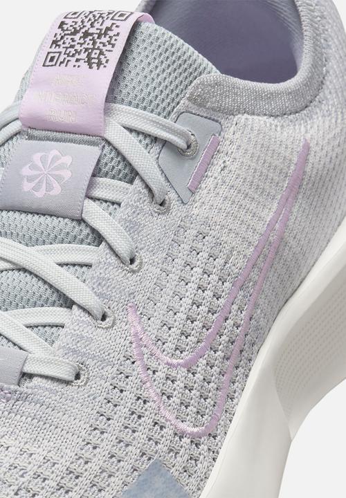 Nike - Nike Interact Run