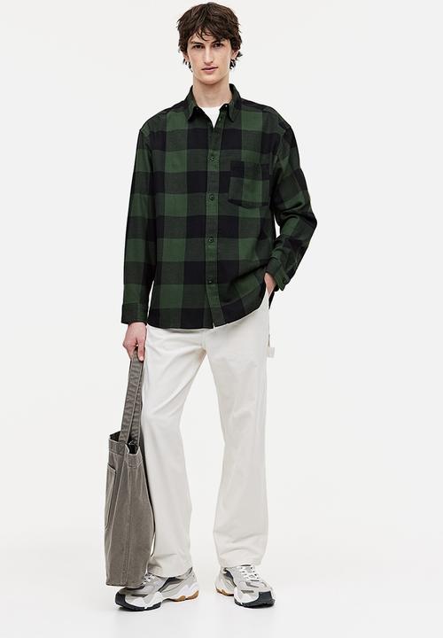 H&M - Relaxed fit flannel shirt - dark green/checked