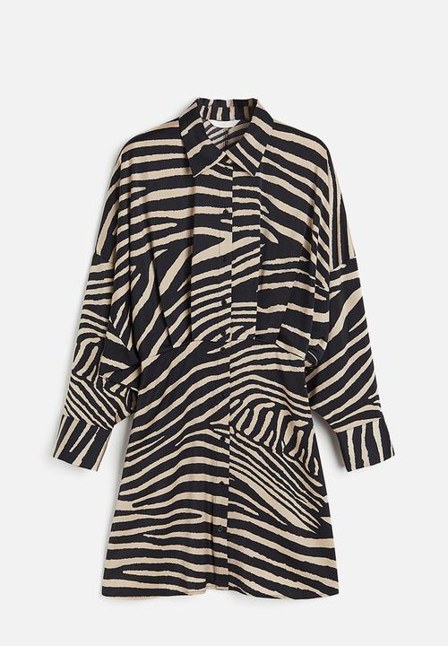 H&M - Satin shirt dress - black multi