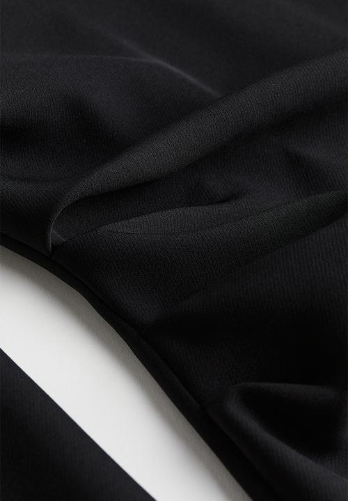 H&M - Shoulder-pad dress - black