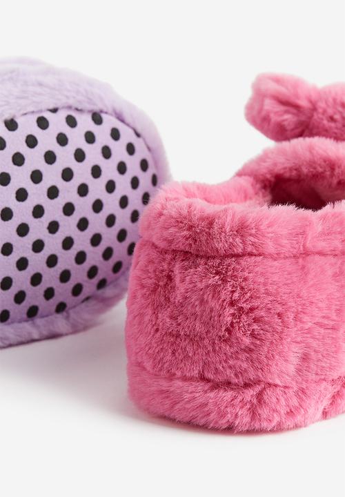 H&M - Fluffy slippers - purple & pink