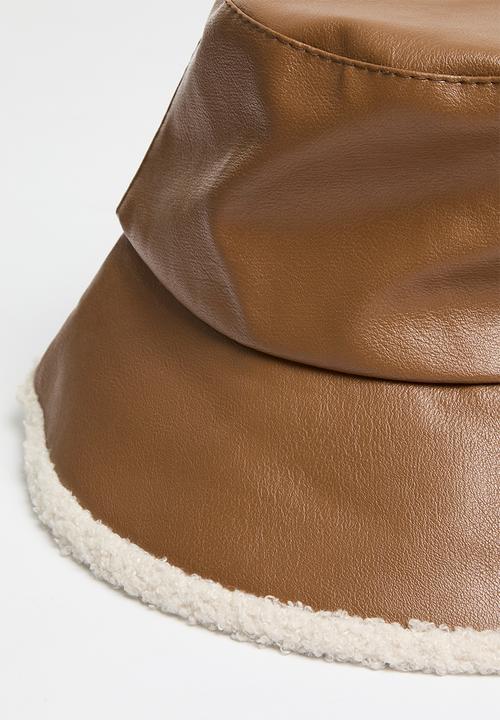 Superbalist - Sherpa lined bucket hat - brown