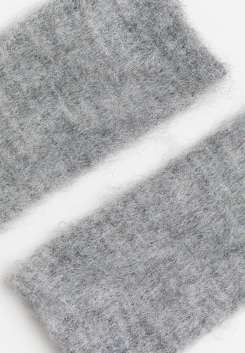 H&M - Fluffy socks - grey
