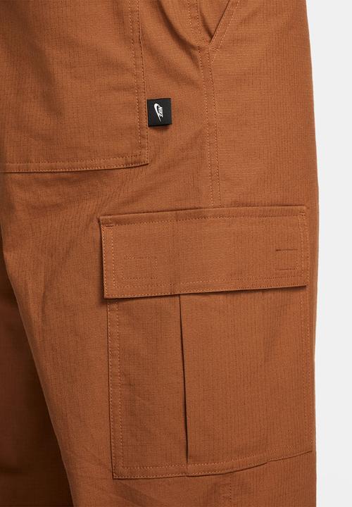 Nike - Club cargo pant - lt british tan