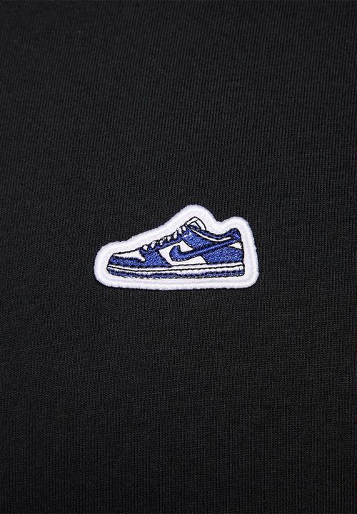 Nike - NSW M90 left patch tee - black