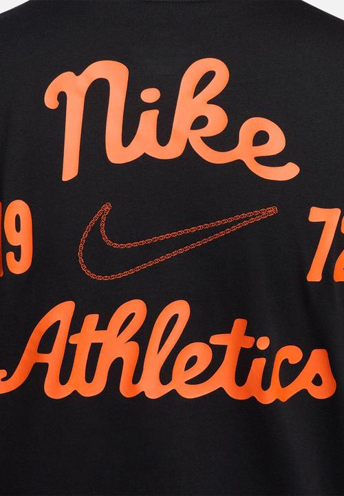 Nike - NSW Club athletics ss t-shirt nl lbr - black