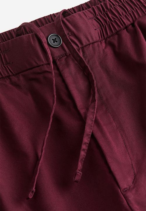 H&M - Regular fit chino shorts - burgundy