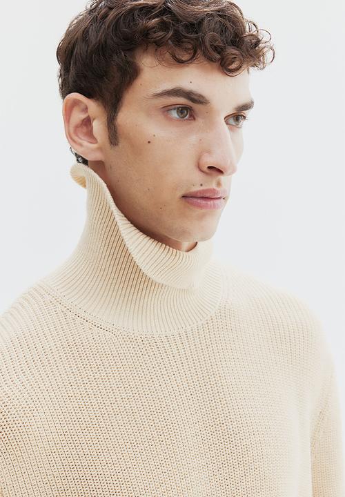 H&M - Regular fit polo-neck jumper - light beige