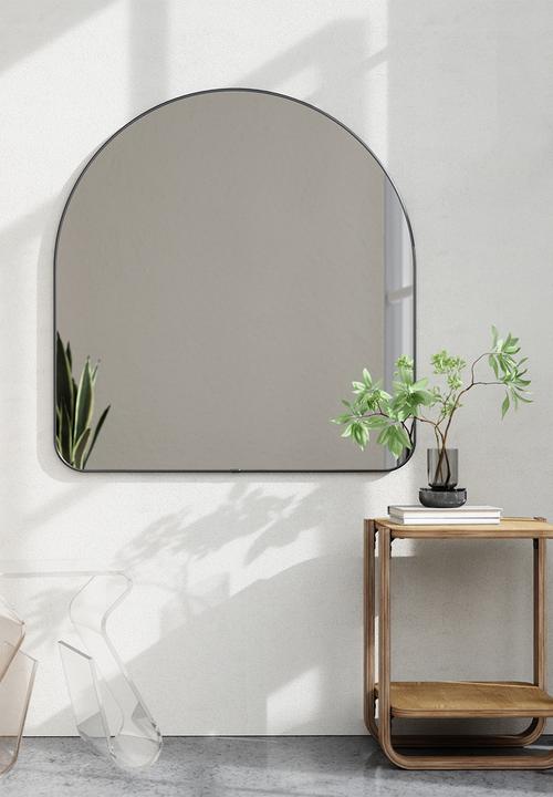 Umbra - Hubba arched mirror - metallic & titanium