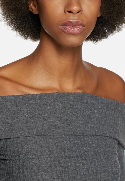 Pieces - Lilly Off Shoulder Top