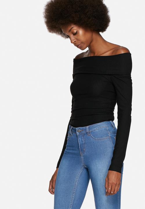 Pieces - Lilly Off Shoulder Top