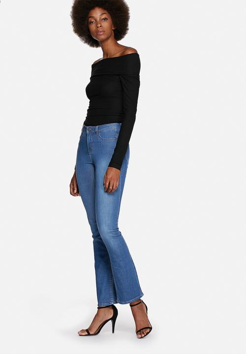 Pieces - Lilly Off Shoulder Top