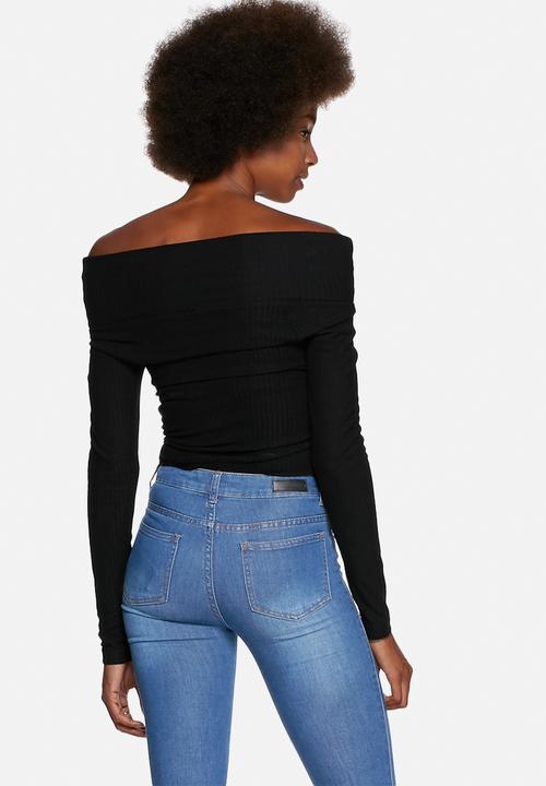 Pieces - Lilly Off Shoulder Top