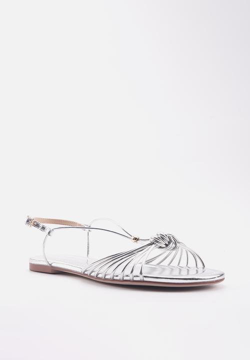 Nine West - Gamb ankle strap sandal - silver