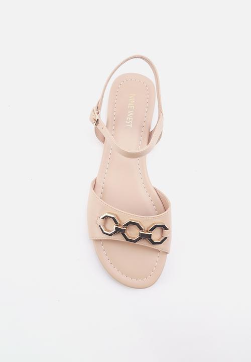 Nine West - Mack ankle strap sandal - sugar tan