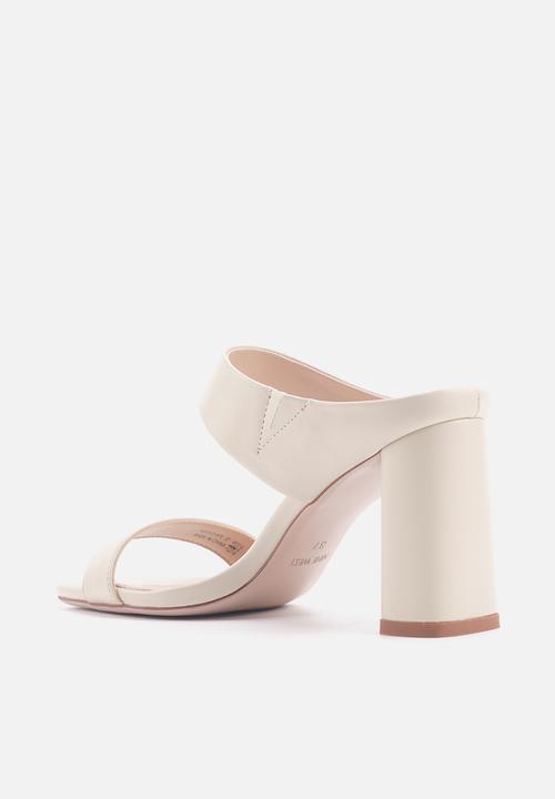 Nine West - Matild block heel slip on - cream