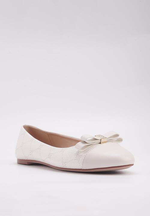 Nine West - Briss ballet flat monogram - off white