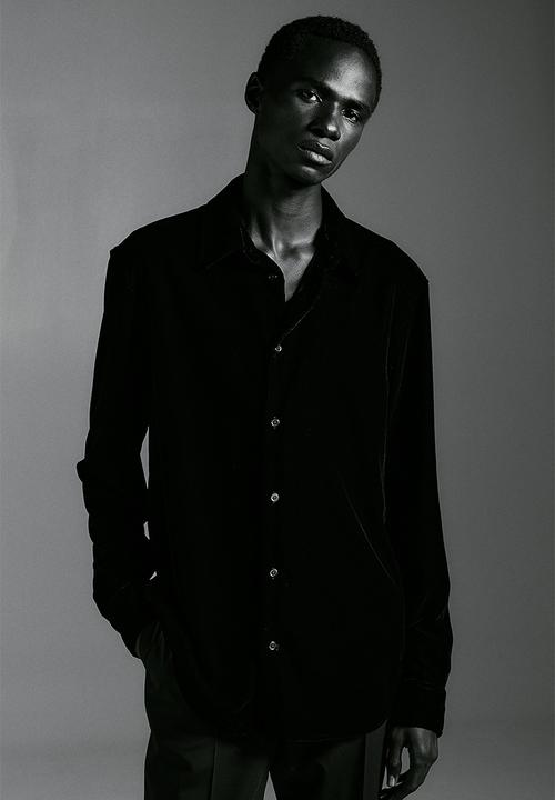 H&M - Regular fit velvet shirt - black