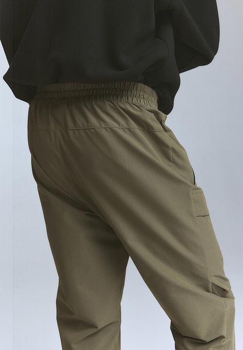H&M - Sports cargo joggers - khaki green 