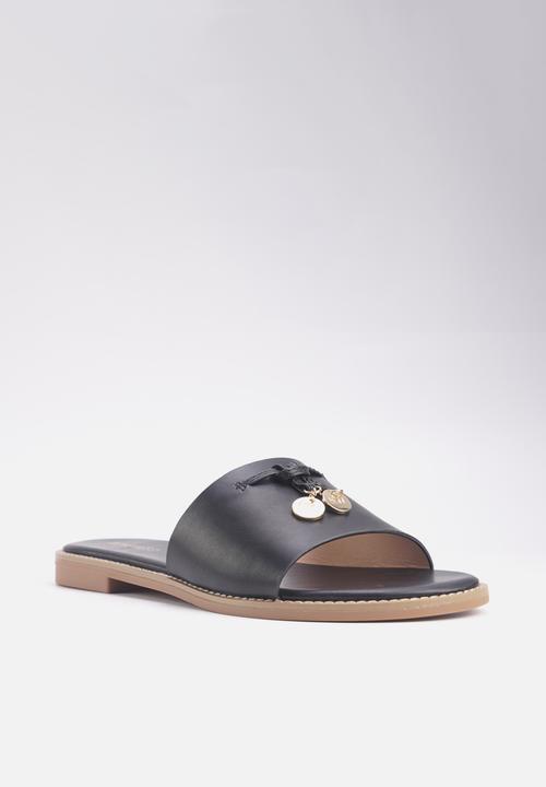 Nine West - Wollon slip on sandal - black