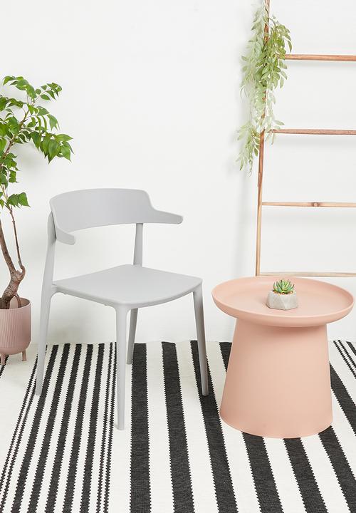 Eleven Past - Sumo side table - pink