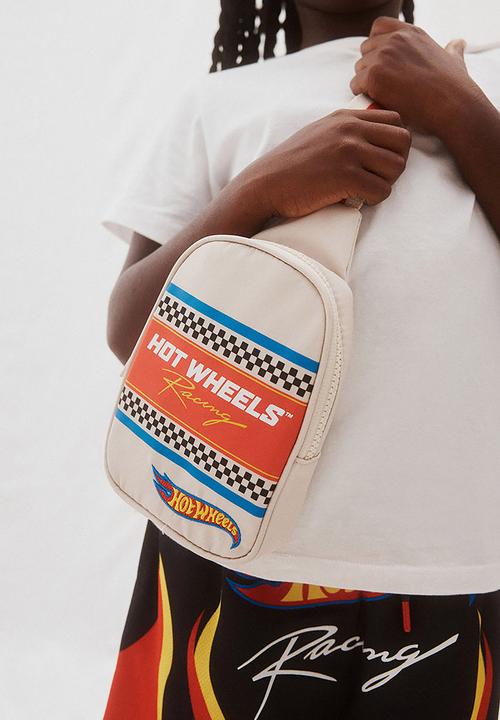 Cotton On - Kids licensed one shoulder bag - lcn mat hot wheels/rainy day