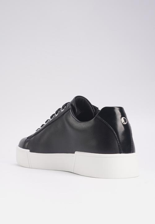 Nine West - Randwick lace up sneaker - black