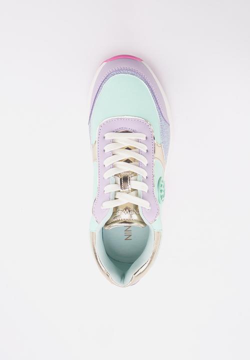 Nine West - Relon logo lace up sneaker - lilac