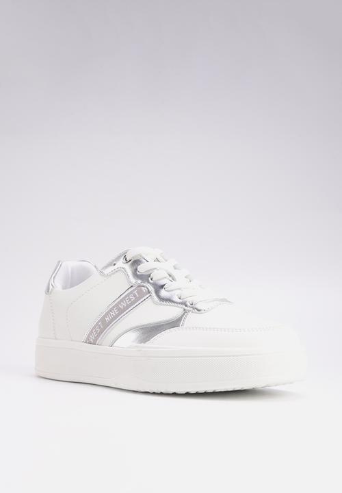 Nine West - Sala lace up sneaker - silver & white