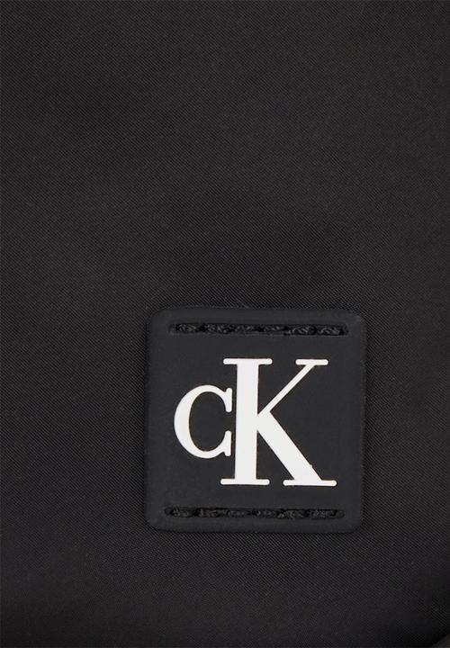 Calvin Klein - Block sq camera bag21 ny - black