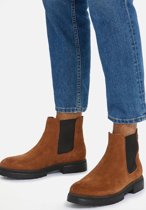 Tommy Hilfiger - Casual cleated suede chelsea - brown