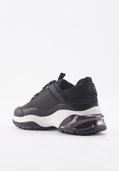 Nine West - Jashua elastic tie up sneaker - black