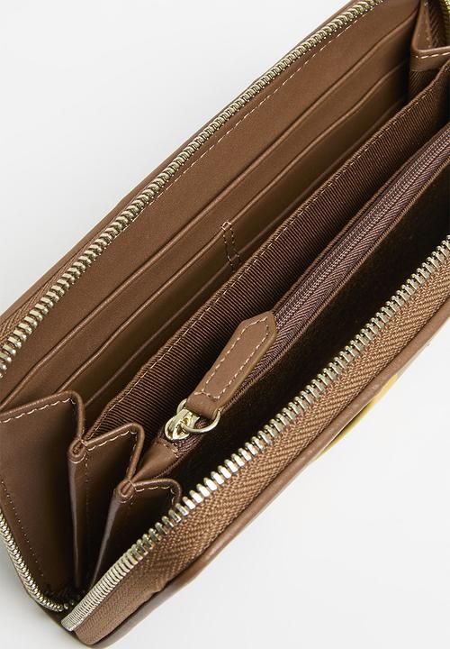 POLO - Camden zip around purse - brown