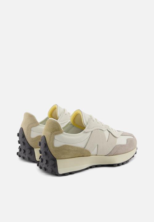 New Balance  - U327W v1